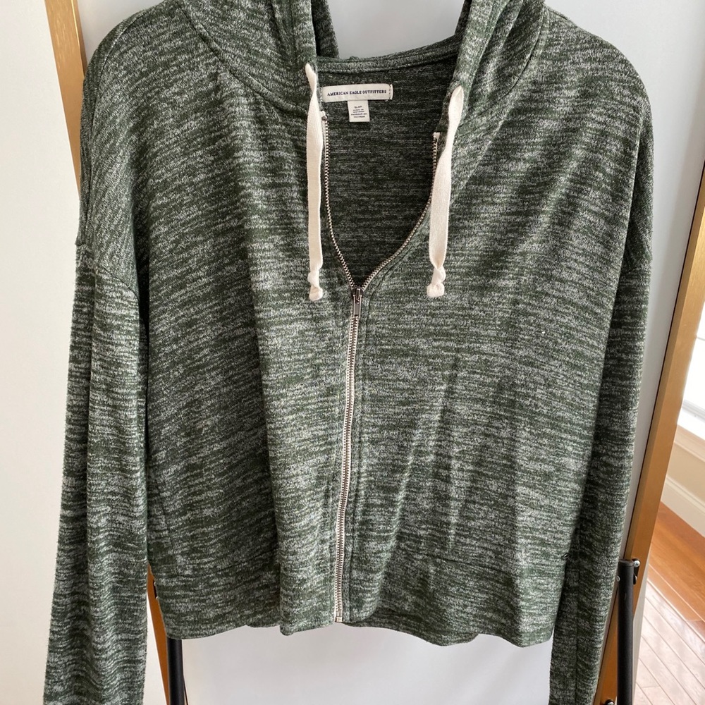 American eagle zip up